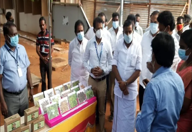 TAMILNADU MINISTERS VISITED THE COVID CENTRE IN TRICHY 